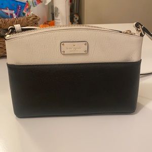 Small Kate spade crossbody
